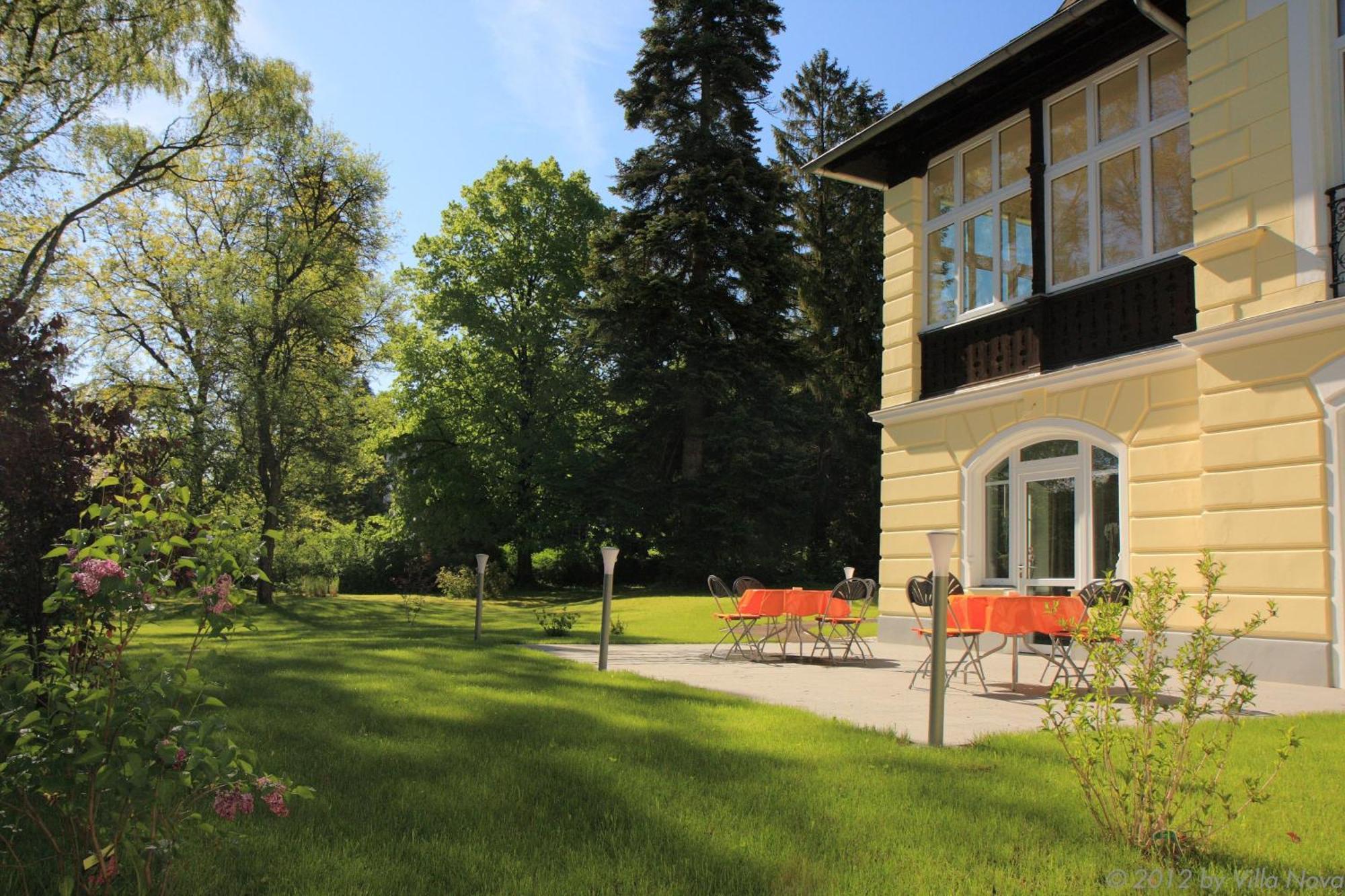 Villa Nova - Hotel Garni Waidhofen an der Ybbs Exterior photo